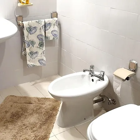 Apartament With 3 Bedrooms In *