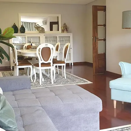 Apartament With 3 Bedrooms In